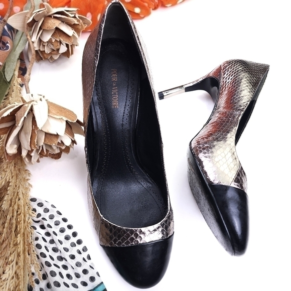 Pour La Victoire Silver Black Cap Toe Heels Sz 7.5 - Picture 1 of 12